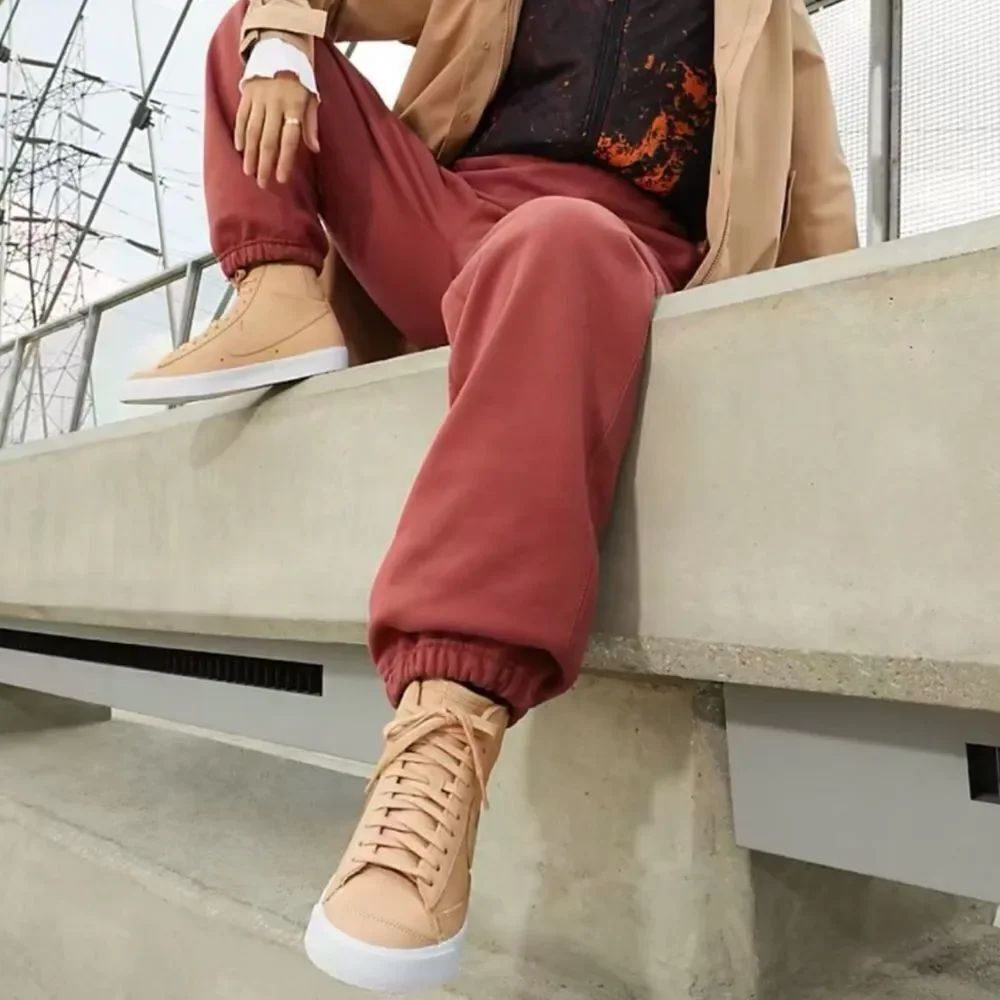 Nike Blazer Mid Premium Vachetta Tan leather laced sneakers women’s 9.5